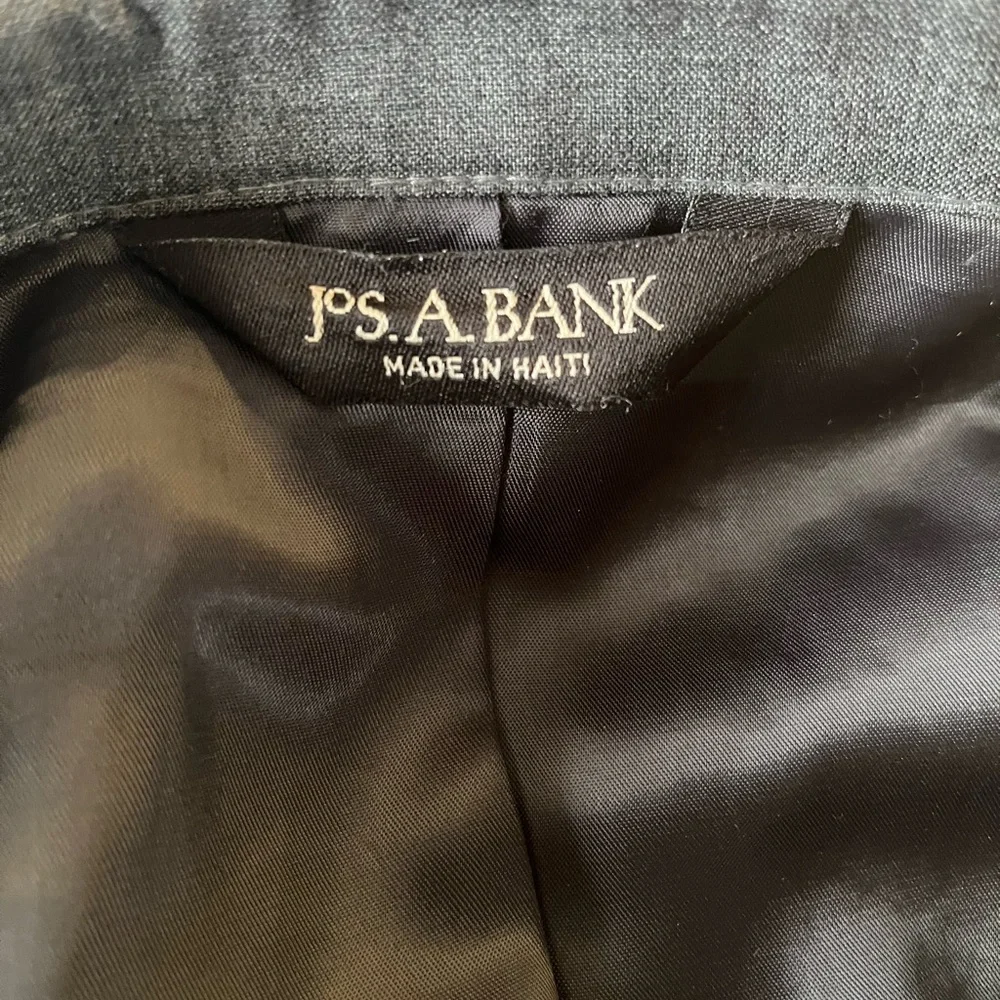 JoS. A. Bank Blazer Men's 46L Gray Sport Coat Jacket 100% Wool Lined 2 Button‎